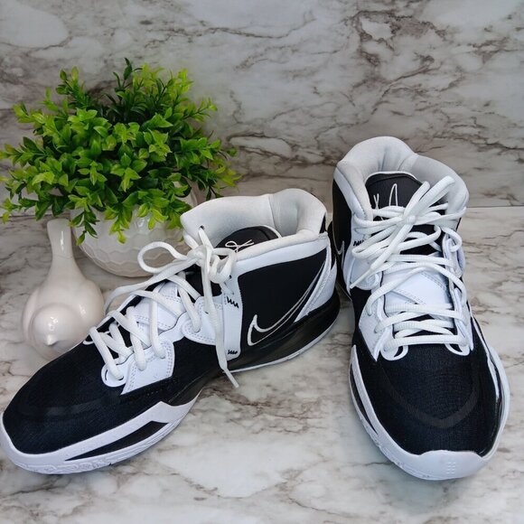 New Nike Kyrie Infinity TB Black White Size 9.5 Men Basketball Shoes Sneakers